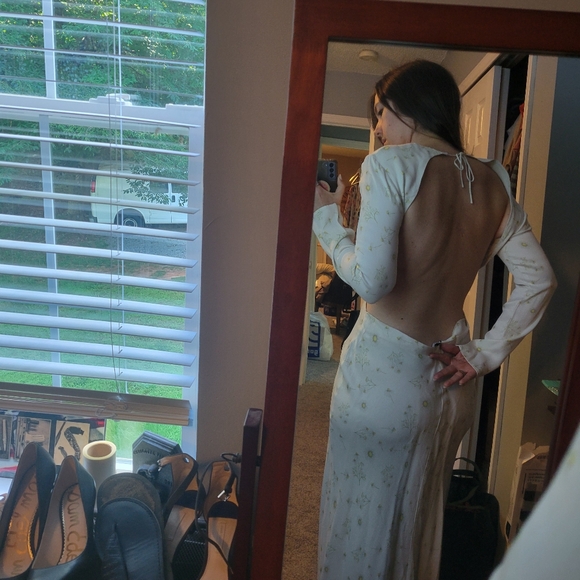 Third Form Wild flowers back out dress - Picture 1 of 3